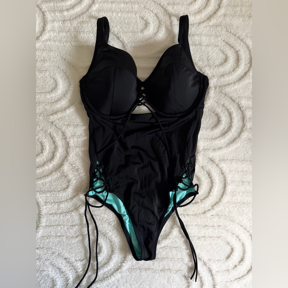 Shade & Shore Black One-Piece Swimsuit w/ Turquoise Lining, Size 34DD, NWOT